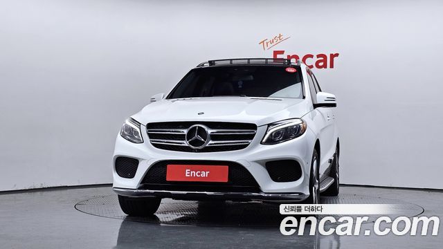 Mercedes-Benz GLE-Class W166 GLE350 d 4MATIC Premium - фото 2