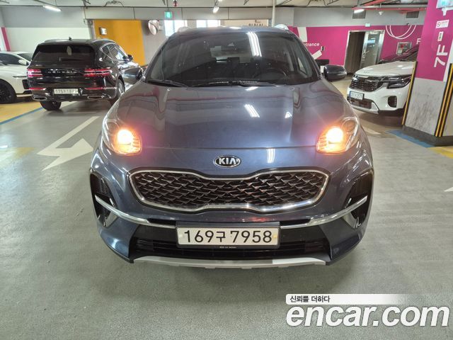 Kia Sportage The Bold Diesel 1.6 2WD Prestige - фото 2
