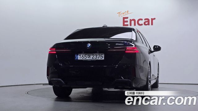 BMW 5 Series G60 520i M Sport - фото 3