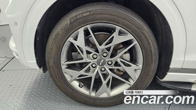 Genesis GV70 2.5T Gasoline AWD - фото 4