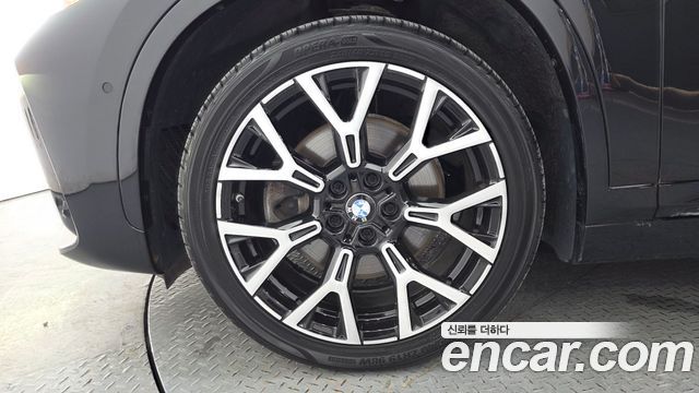 BMW X1 F48 xDrive 20i M Sport - фото 4