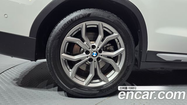 BMW X3 G01 xDrive 20d - фото 4