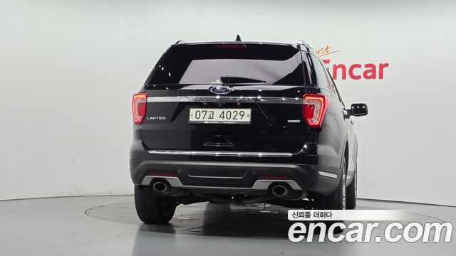 Ford Explorer 2.3 Limited 4WD 5th - фото 3