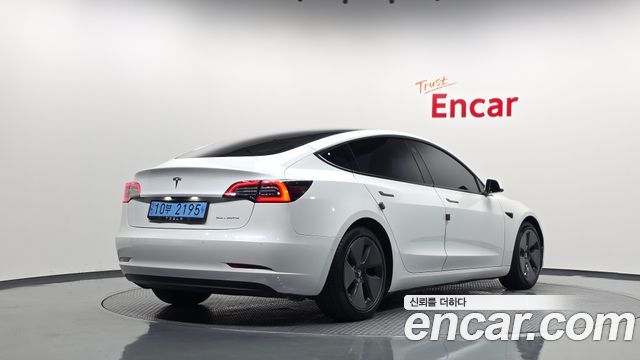 Tesla Model 3 Long Range AWD - фото 1