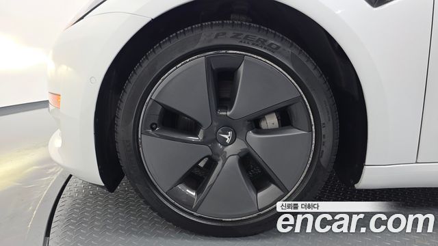Tesla Model 3 Long Range AWD - фото 4
