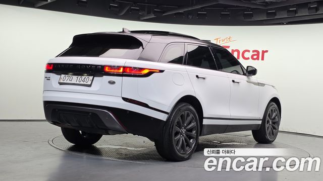 Land Rover Range Rover Velar 2.0 D240 R-Dynamic SE - фото 1