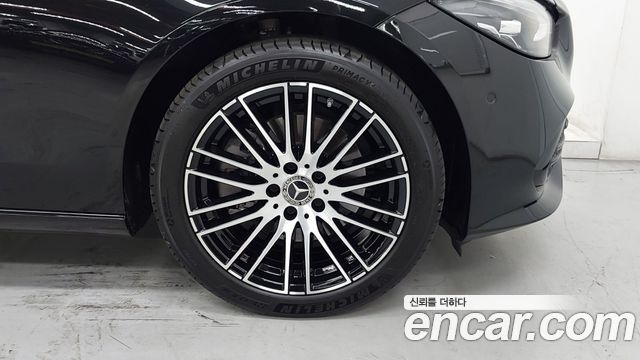 Mercedes-Benz C-Class W206 C200 Avantgarde - фото 4