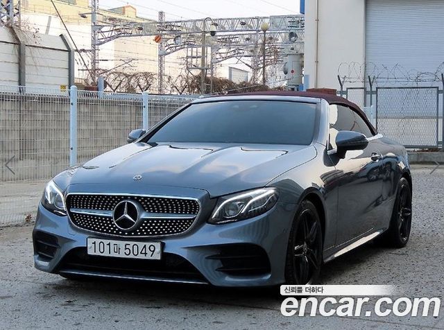 Mercedes-Benz E-Class W213 E220d Cabriolet - фото 1