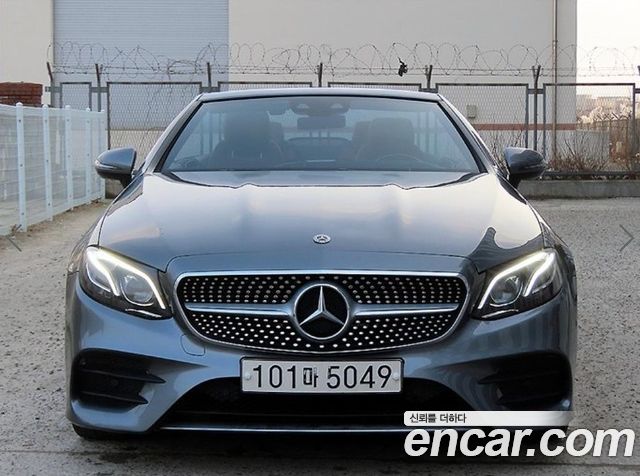 Mercedes-Benz E-Class W213 E220d Cabriolet - фото 4