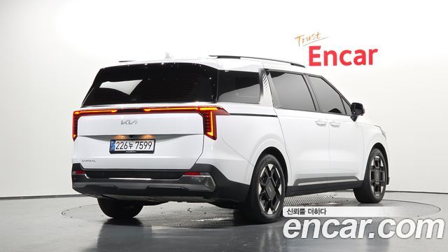 Kia Carnival Новый 4-го поколения 9-Seater Noblesse - фото 1