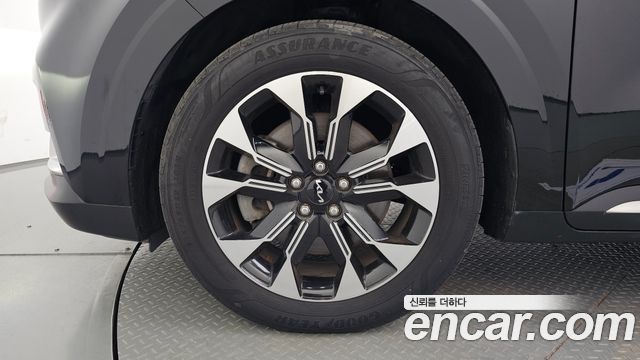 Kia Carnival 4-го поколения 9-Seater Noblesse - фото 3