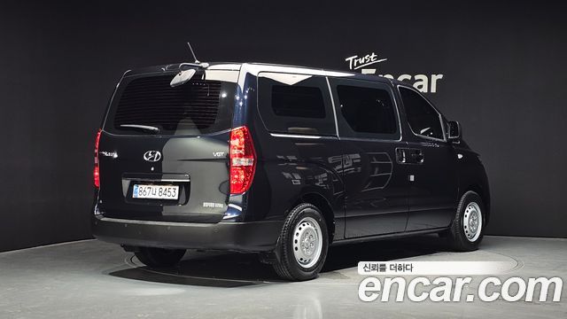 Hyundai Starex Новый Van 5-Seater Style - фото 1