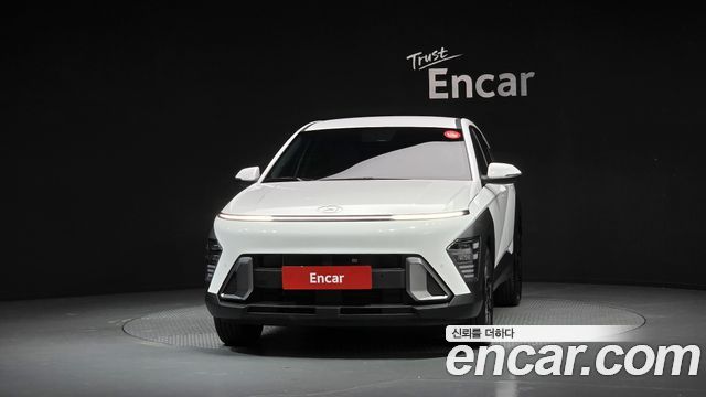 Hyundai Kona SX2, гибрид Modern Plus - фото 2