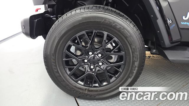 Jeep Wrangler JL 2.0 Overland 4Door 4xe - фото 4