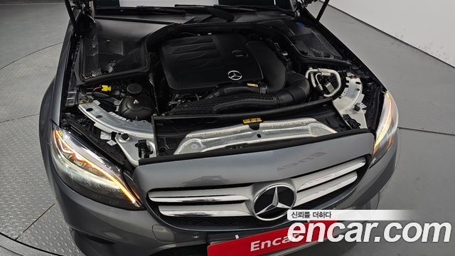 Mercedes-Benz C-Class W205 C200 Avantgarde - фото 4