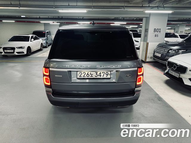 Land Rover Range Rover 4-го поколения 4.4 SDV8 AB DIESEL - фото 4
