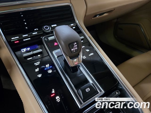 Porsche Panamera 3.0 AWD - фото 3