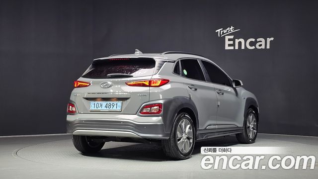 Hyundai Kona Electric Premium - фото 1