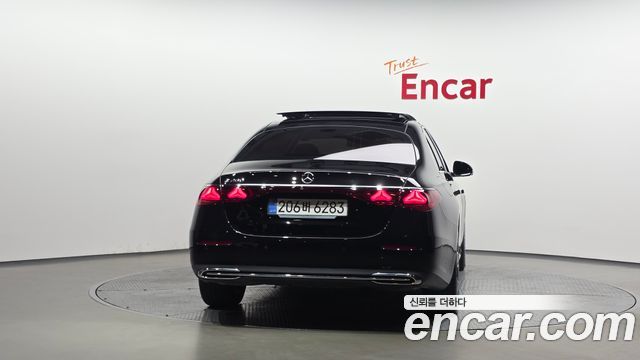 Mercedes-Benz E-Class W214 E200 Avantgarde - фото 3