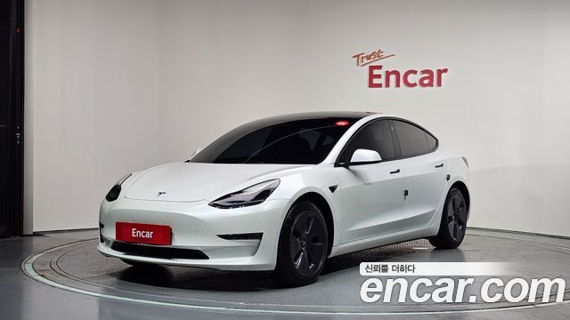 Tesla Model 3 Long Range AWD - фото 0