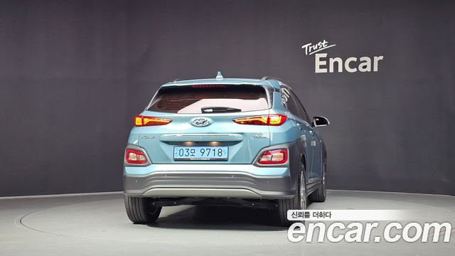 Hyundai Kona Electric Premium - фото 3