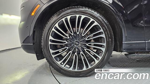Lincoln Aviator 2-го поколения 3.0 Black Label AWD - фото 4