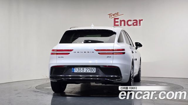 Genesis GV70 2.5T Gasoline AWD - фото 3
