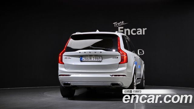 Volvo XC90 2-го поколения D5 Inscription - фото 3