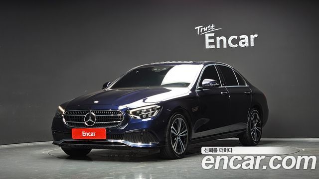 Mercedes-Benz E-Class W213 E250 Avantgarde - фото 0