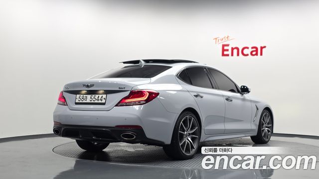 Genesis G70 2.0T Sport Package - фото 1