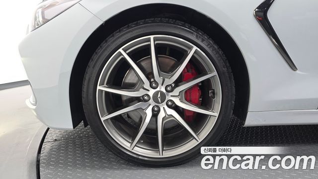Genesis G70 2.0T Sport Package - фото 4