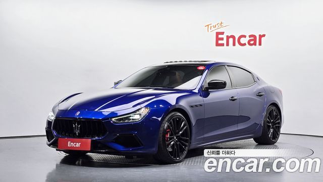 Maserati Ghibli 3.0S Q4 3rd - фото 0