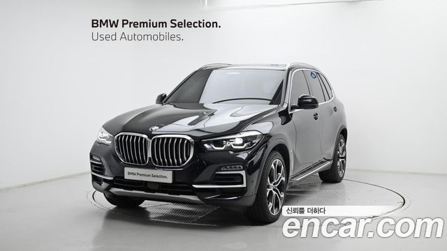 BMW X5 G05 xDrive 40i xLine - фото 0