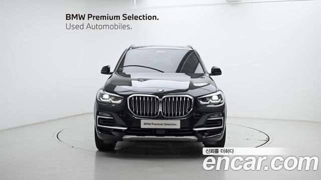 BMW X5 G05 xDrive 40i xLine - фото 2