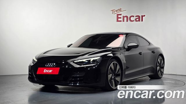 Audi e-Tron GT GT quattro - фото 0