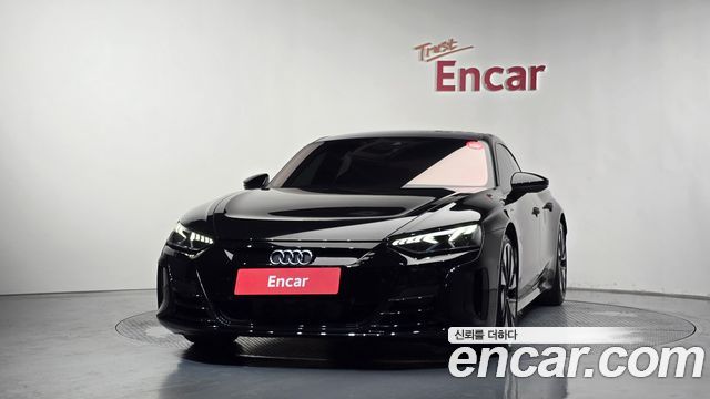 Audi e-Tron GT GT quattro - фото 2
