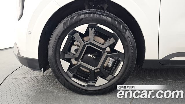 Kia Carnival Новый 4-го поколения HEV 9-Seater Hi-Limousine Signature - фото 3