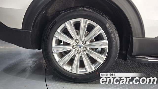 Ford Explorer 6-го поколения 2.3 LimIted 4WD - фото 4