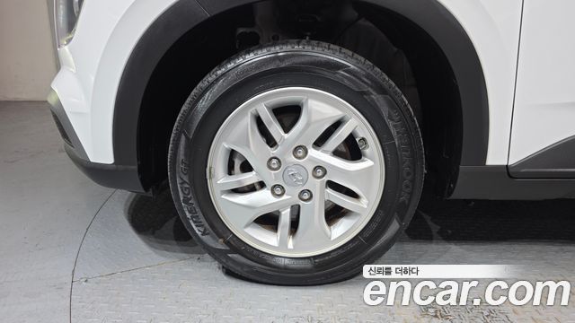 Hyundai Venue 1,6 Premium - фото 4