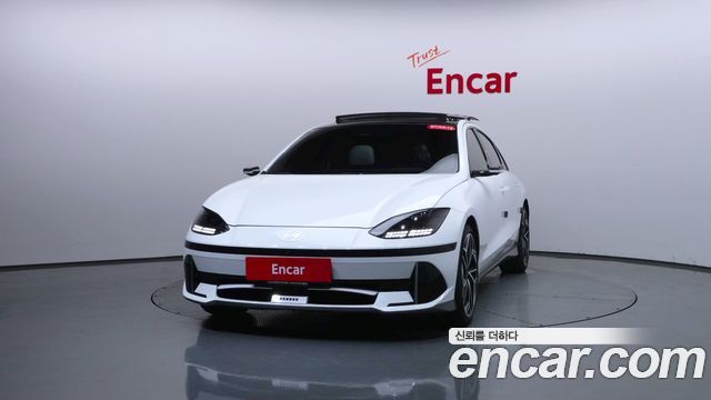 Hyundai Ioniq6 Long Range AWD Prestige - фото 1