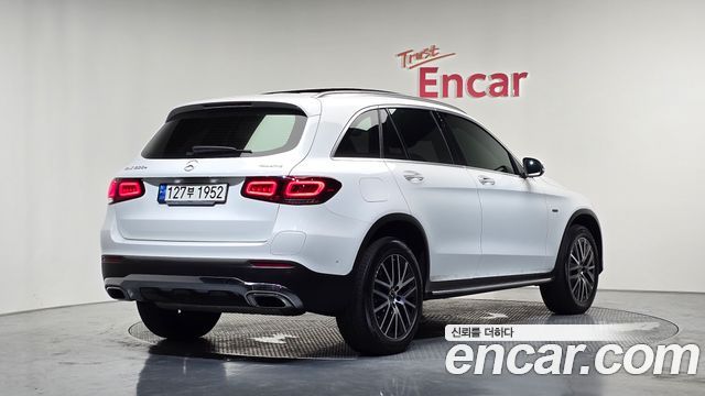 Mercedes-Benz GLC-Class X253 GLC300e 4MATIC - фото 1