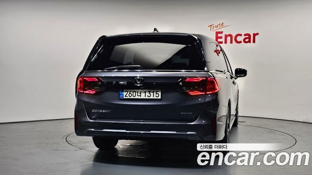 Honda Odyssey 3.5 5th - фото 3