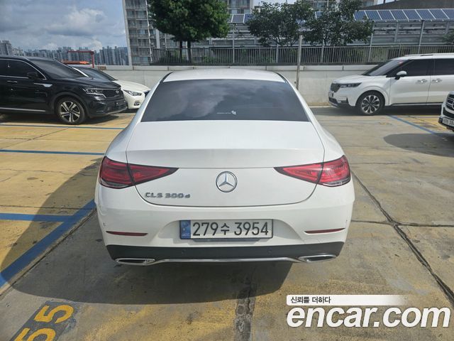 Mercedes-Benz CLS-Class C257 CLS300d AMG Line - фото 3