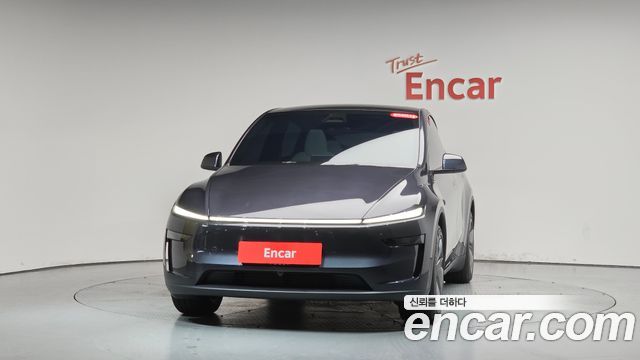 Tesla Model Y Premium RWD - фото 1