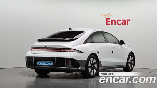 Hyundai Ioniq6 Long Range Prestige - фото 1
