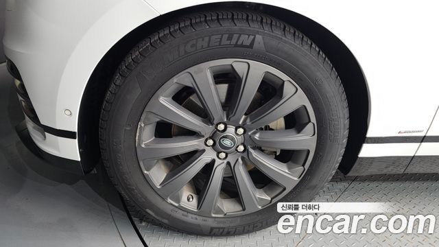 Land Rover Range Rover Velar 3.0 D300 R-Dynamic SE - фото 4