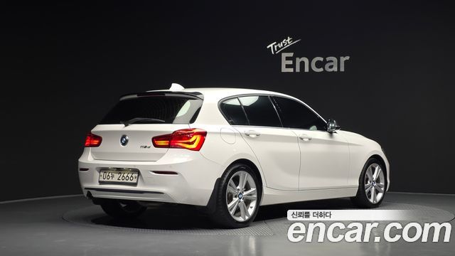BMW 1 Series F20 118d Sport Special Edition 5Door - фото 1