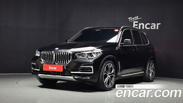 BMW X5 G05 xDrive 40i xLine - фото 0
