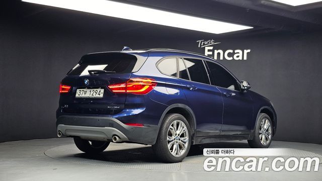 BMW X1 F48 xDrive 18d Joy - фото 1