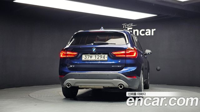 BMW X1 F48 xDrive 18d Joy - фото 3